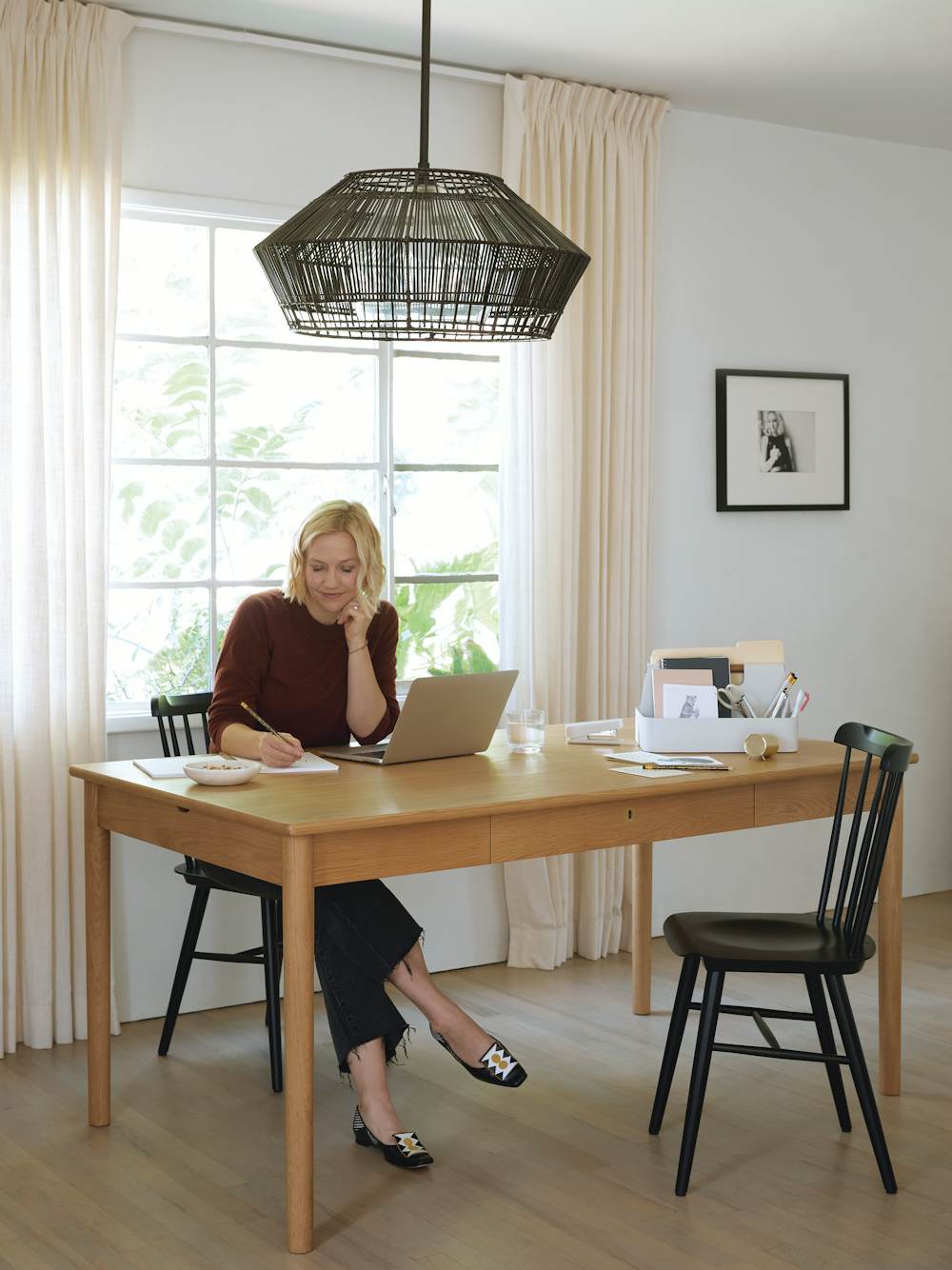 Edel Desk with Salt Chair